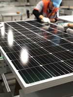 TUV pour certifié 330W/340W/350W OEM Power Glass Front Cover Mono Panel Solar Flexible Amorphe Silicon Module pour toit 600W PE