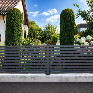 Recinzione Moderna in Alluminio a Doghe Orizzontali, Pannelli per Privacy Contemporanei, Ordini all'Ingrosso, Stile Residenziale - Product Image 2