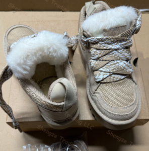 Top Quality Schoenen Tasman Clogs <span class=keywords><strong>stivali</strong></span> da <span class=keywords><strong>uomo</strong></span> Uggs scarpe da donna inverno <span class=keywords><strong>con</strong></span> plateau <span class=keywords><strong>stivali</strong></span> da neve Design classico di marca in pelle <span class=keywords><strong>pelliccia</strong></span> - Product Image 2