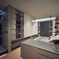 Armoire de style américain minimaliste moderne avec design incurvé et étagères ouvertes, armoire de rangement personnalisée pour chambre à coucher