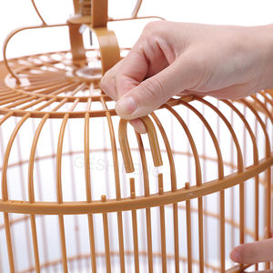 Yüksek kaliteli kuş kafesi plastik banyo yuvarlak kafes plastik kuş kafesi papağan güvercinler için fantezi fabrika toptan asılı kafes - Product Image 2