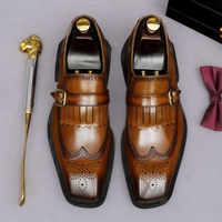 Mocassins pour hommes en cuir véritable de style britannique, à bout carré rétro, avec détails brogues, chaussures habillées pour les occasions de mariage