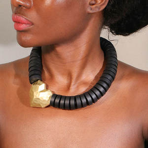 مجوهرات عصرية من Kaimei قلادة جديدة مصنوعة يدويًا من الخرز والخشب الطبيعي مع سلسلة ترقوة بسيطة على شكل قلب قلادات - Product Image 2