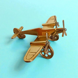 Maquette d'avion décorative vintage en laiton avec support – Décoration de table classique pour la maison, le bureau ou comme cadeau - Product Image 4