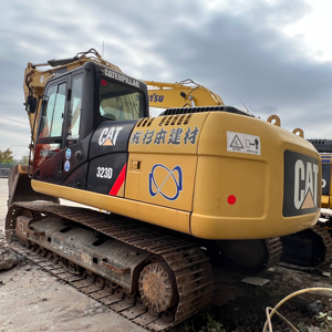 Excavatrice d'occasion, matériel de terrassement, Cat 323D à vendre - Product Image 1