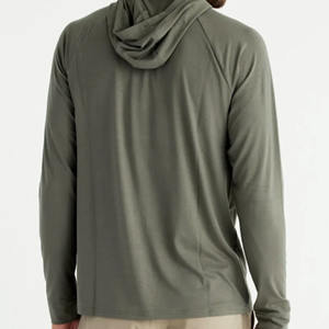 Sweat à capuche confortable en bambou avec trous pour les pouces dans les manches - Product Image 2