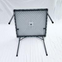 Table de pique-nique pliable en plastique carrée de haute qualité et bon marché, table de jardin pliable pour mariage en plein air