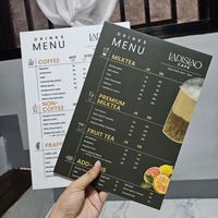 Cartes de menu en PVC épais, durables, imperméables, synthétiques, personnalisées, de qualité supérieure, pour la restauration, impression de menus de plats, de boissons et de desserts