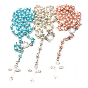 Collier chapelet en fausses perles 6 mm, style vintage, croix, bijoux religieux unisexe, bleu ciel, rose, blanc - Product Image 5