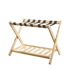 Estante de almacenamiento plegable de madera de doble capa para equipaje, para uso en el hogar y hoteles. - Product Image 1