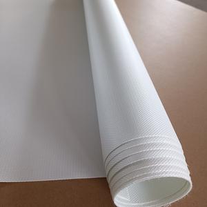 Tela de Fibra de Vidrio Recubierta de Ácido Acrílico de Color Negro y Blanco, Libre de Álcalis - Product Image 5