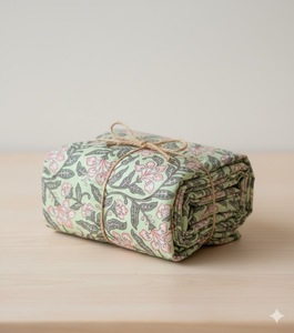 Tela de Algodón Cambray con Estampado Floral Hecho a Mano al por Mayor de la India para Prendas de Vestir y Decoración del Hogar - Product Image 2