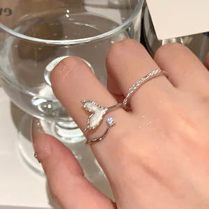 Bagues géométriques de luxe ajustables en gros pour femmes, en alliage brillant avec zircon cubique, pour mariage et soirée, tendance - Product Image 4