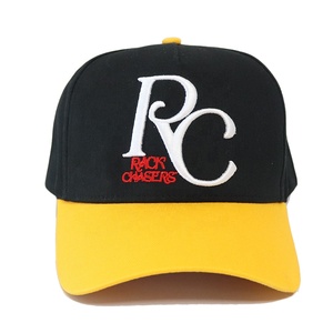 Gorra de Béisbol Clásica Personalizada con Visera Ajustable, Bordado Estructurado en Negro, Amarillo y Dorado, Gorras Deportivas - Product Image 2