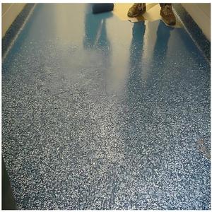 Pintura Epóxica para Pisos Marca QIHANG Personalizada, Revestimiento Líquido, Aplicación con Brocha, Base Acuosa, Autonivelante, Resistente a Rayones y al Desgaste - Product Image 2