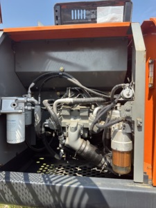 Excavadora HITACHI ZX 210LC 3 usada, horas de trabajo más bajas con componentes principales, incluida la oruga del motor de la bomba del motor - Product Image 4