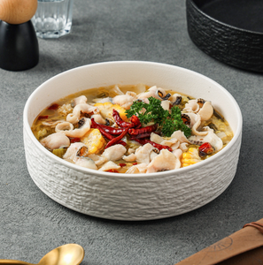 Grand bol à soupe et à poisson mariné en céramique japonaise, noir et blanc, sous glaçure colorée, au design esthétique, pour hôtels et réceptions - Product Image 3