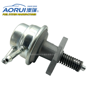 Bomba de combustible mecánica AR118J 23342733 7522733 7505662 931279 9312794 para Saab 900 I Saab 99 <span class=keywords><strong>2</strong></span>,0 Gl bomba de combustible y piezas - Product Image 1