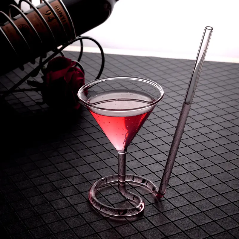 Martini único soplado a mano 110ml vampiro vino whisky bebida grabada copas de cóctel tropical con pajita
