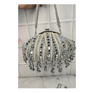 Sac de soirée Potli tendance, fait main, en cristal indien brodé, pour les célébrations de mariage et les cadeaux de retour - Product Image 4