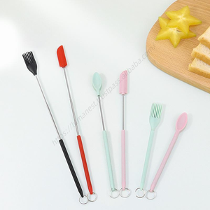 Venta al por mayor: Juego de espátulas telescópicas de silicona y cucharas para servir, ajustables y reutilizables, con brocha para aceite de cocina. - Product Image 5