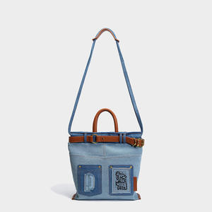 2025 nuevo bolso de mezclilla azul claro cuero marrón costura Retro bolsillo decorado bolso de mujer - Product Image 4
