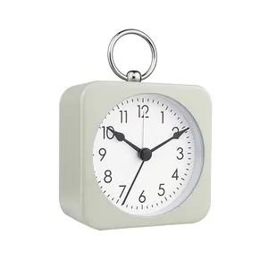 Horloge de Table carrée de conception personnalisée, réveil à Quartz en métal avec batterie AA