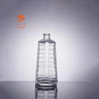 Botella de Vidrio de Gran Capacidad de 850 ml con Fondo Redondo y Ranura Cuadrada, Adecuada para Envasar Whisky, Brandy y Vodka