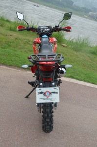 <span class=keywords><strong>Moto</strong></span> tout-terrain 250cc 2 temps 250cc Enduro Motos Cadres <span class=keywords><strong>Moto</strong></span> <span class=keywords><strong>Essence</strong></span> <span class=keywords><strong>Moto</strong></span> Cross Antena Corta Pipa <span class=keywords><strong>Moto</strong></span> - Product Image 3