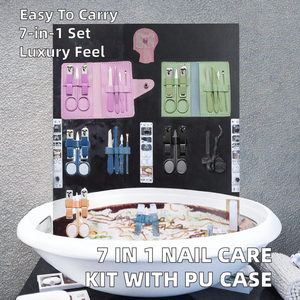 Set de Manicura y Pedicura de Lujo 7 en 1, Cortaúñas de Acero al Carbono, Lima, Tijeras, con Estuche de PU - Product Image 2
