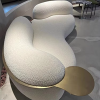 Canapé de salon moderne et simple en laine d'agneau, idéal pour les salons de beauté, les zones de détente et les réceptions – Ensemble de canapés sectionnels