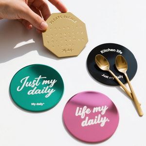 Dessous de verre en acier inoxydable pour boissons Ensemble de sous-verres en métal argenté Superbe dessous de verre cool Tasses Tapis 6 pièces Ensemble Décor pour café - Product Image 4