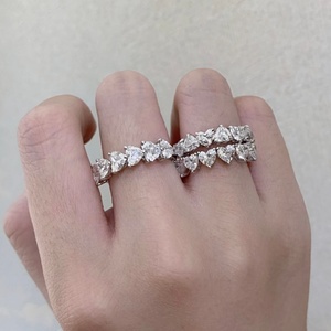 แหวนแต่งงานเพชรเลี้ยงในห้องปฏิบัติการ ทองคำแท้ 14K 18K ดีไซน์ไขว้ประดับเพชรแบบ Pave สำหรับผู้หญิง เครื่องประดับเจ้าสาว - Product Image 3