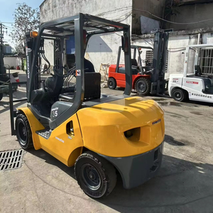 מלגזה דיזל קומטסו FD35 משומשת 3.5 טון במצב טוב מלגזות קומטסו 3.5 טון דיזל משומשות - Product Image 3