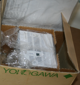 Yokogawa UT35A & UT32A UT35A-002-10-00 General Purpose <b>Temperature</b> <b>Controller</b> USB ODM Compact Slim Design IP68 Process Regulator - Product Image 5