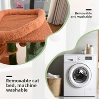 Arbre à gratter pour chat en sisal en forme de grenouille de dessin animé avec perchoir surélevé en peluche, jouet boule en peluche suspendue et boules de sisal empilées