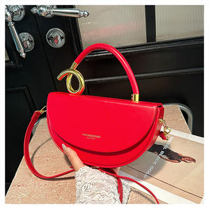 批发热卖优雅设计师Pu皮革半圆形斜挎包新款奢华名牌马鞍包 - Product Image 4