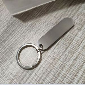 Bán Buôn Cá Nhân Biểu Tượng Tùy Chỉnh DIY Khoảng Trống Móc Chìa Khóa Kim Loại Vàng Khoảng Trống Vòng Chìa Khóa Bạc Du Lịch Trống Kim Loại Móc Chìa Khóa Thẻ - Product Image 4