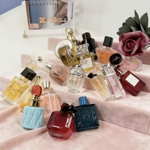 น้ำหอมโคโลญจน์คุณภาพสูง กลิ่นดอกไม้สดชื่น แบบสเปรย์ |   ขวดแก้วขนาดทดลอง |   ขายส่งตามสั่ง |   หุ้นสหรัฐอเมริกา |   2-7 วัน - Product Image 5