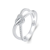 S925 argent sterling plaqué platine en forme de coeur bague d'enroulement style de luxe amour double bague