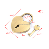 Cadenas en métal doré en forme de cœur 45*59mm avec clé - Vente chaude