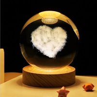 Système solaire Lune Nébuleuse 3d Art Boule de Cristal Veilleuse Lumineuse Cristal 3d Boule Veilleuse Lampe avec Base de Veilleuse Led en Bois