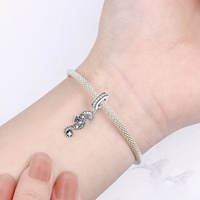 Océan Tortue Mère Enfant Mode Pendentifs Charmes Perles Bijoux Bracelet Accessoires Argent Plaqué Alliage de Cuivre pour Femmes