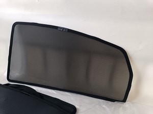 U'LUCK Cortinas Negras para Ventanas Laterales de Coche - 4 Piezas, Parasoles Magnéticos de Privacidad, Bloqueo 100% de Luz, Cubiertas para Ventanas, Sensación de Frescura - Product Image 1