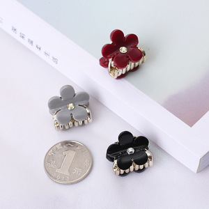 Mini Pinzas para el Cabello con Diseño de Flores Coloridas para Niñas, Pinzas Pequeñas de Acetato y Metal para Bebés - Product Image 4