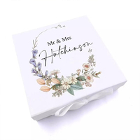 Boîte cadeau personnalisée en carton de luxe imprimé, pliable, magnétique, pour bijoux, vêtements, mariage, avec ruban