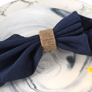 Porte-serviettes créatifs simples faits à la main nouveaux anneaux <span class=keywords><strong>de</strong></span> <span class=keywords><strong>serviette</strong></span> tissés en corde <span class=keywords><strong>de</strong></span> chanvre pour les fêtes en <span class=keywords><strong>bois</strong></span> <span class=keywords><strong>de</strong></span> bambou <span class=keywords><strong>de</strong></span> salle à manger occidentale d'hôtel stockés - Product Image 3
