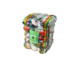 Joven <span class=keywords><strong>mujer</strong></span> bufanda de lana 45kg pacas de ropa usada ropa de segunda mano - Product Image 1