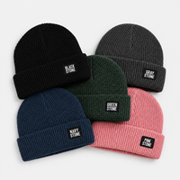 Gorro de Punto Térmico de Invierno de Lujo con Etiqueta Tejida y Logotipo Personalizado para Actividades al Aire Libre