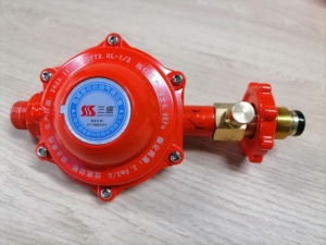 Regulador de Gas Doméstico de Corte Automático, Reductor Manual de Baja Presión para Cilindro, Serie 300 de Aluminio, Marca SANSHENG, Serie 300 de Aluminio SS - Product Image 5